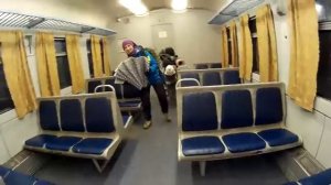 Попрошайки в электричке // Beggars in the train