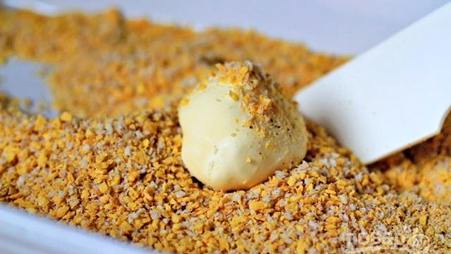 Жареное мороженое в двойной панировке