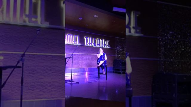 Cabaret at Phoenix Theatre смотреть онлайн