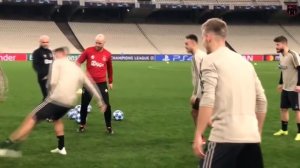 ОФИЦИАЛЬНО - СЕРЖИНЬО ДЕСТ в Барселоне. Все что нужно знать о парне, который займет место Семеду