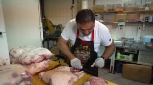 Лето в кафе. Арсен Дали раскрывает секрет своего шашлыка!