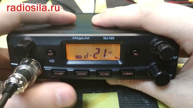 Обзор автомобильной рации MegaJet MJ-450 смотреть онлайн