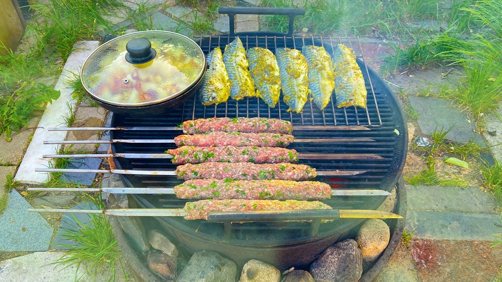 Люля Кебаб  Чиабатта и Скумбрия на гриле с картошечкой