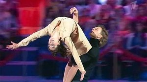 Наоми Ланг и Петр Чернышев. Выступление. Фрагмент выпуска от 21.01.2012