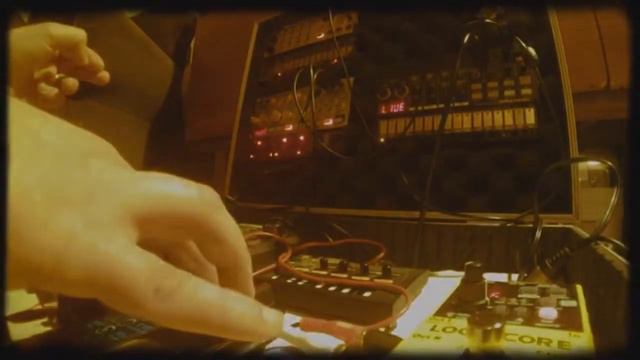 Korg Volcas, monotron, kaossilator and iphone musicapps livejam @discophone_ : dubtechno live jam V