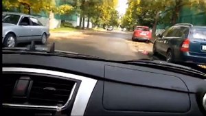 Уроки вождения. Развороты с использованием левой прилегающей территории.