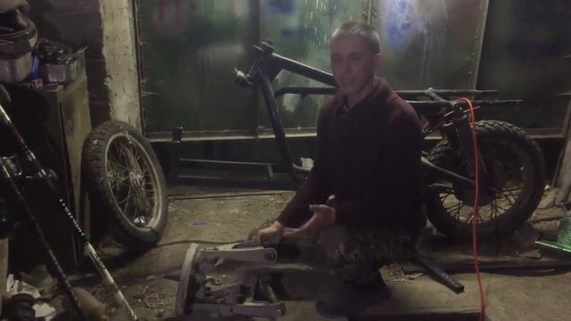 Самоделка из ураловской рамы, и двс от днепра....ТРЭШШ смотреть онлайн