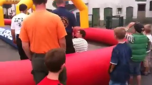 Kinderquad-Bahn смотреть онлайн