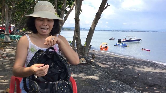 MARC BY MARC JACOBS AT THE BEACH | 4 Years Old Workwear Backpack Review | Gambim&Gambim DeLa Cruz смотреть онлайн