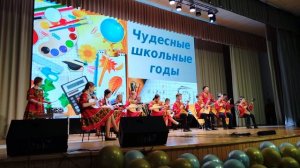 "Попурри военных песен" образцовый детский коллектив вокально-оркестровая студия "Калинка".mp4