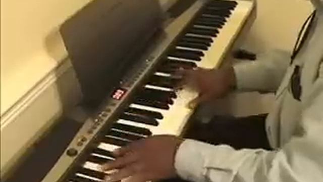 Praise music in Eb смотреть онлайн