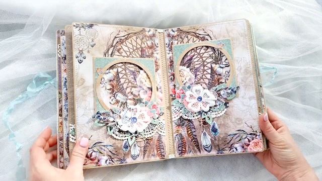 Фотоальбом из коллекции Танцы ветра от ПД Ксении Самойловской. ScrapMania