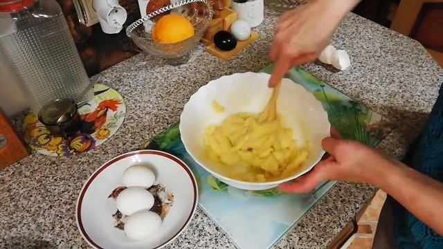 Готовлю профитроли/эклеры по ГОСТУ, по этому рецепту всегда получатся.
