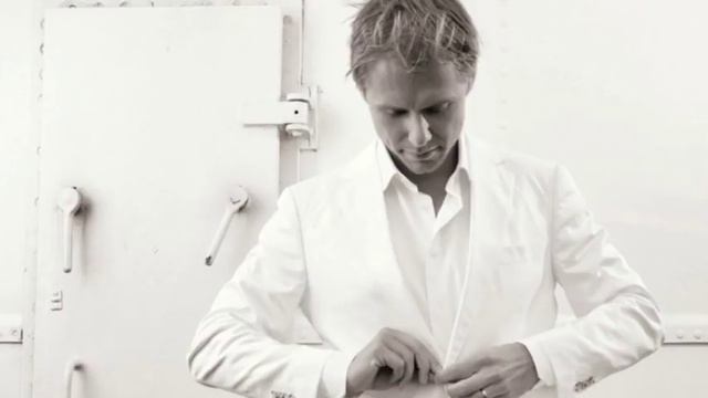 Armin van Buuren - A State Of Trance 2011 (CD2:In The Club) - смотреть видео онлайн от «Тайные страницы шоу-бизнесa » в хорошем качестве, опубликованное 30 июня 2024 года в 4:00:17 01:19:33.