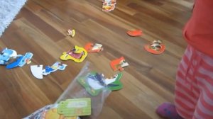 Как научить ребенка убирать игрушки How to teach your child to clean up toys