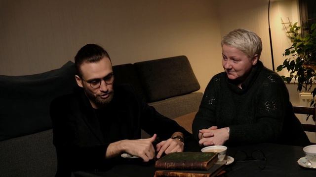 В чём разница между поэзией и прозой? Интервью с Людмилой Иванькович. Часть 1 смотреть онлайн