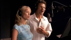Jessica Simpson & Nick Lachey - A Whole New World (HQ Music Video)