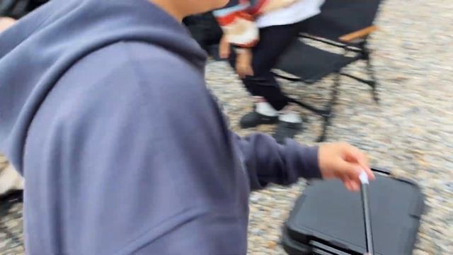 함께 캠핑하니 이래서 좋네! 근데 계속 술! 끝없는 불멍과 맥주! смотреть онлайн