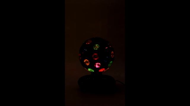 Проекционный диско шар 15СМ вращающийся смотреть онлайн