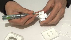 Проходной выключатель своими руками для открытой проводки.