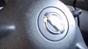 Nissan Primera (Неисправности замков, дворников и зеркал)