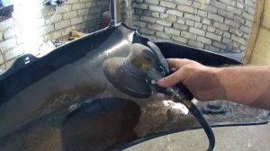 Ремонт мерседес W210. Шовный герметик. Обработка арок составом APP. Готовлю и грунтую крылья!