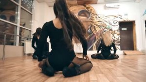 Стрип-пластика Челябинск (женские стили танцев). Школа танцев E-motion в Челябинске