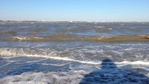 Крым Саки, Сакское озеро. Волны.