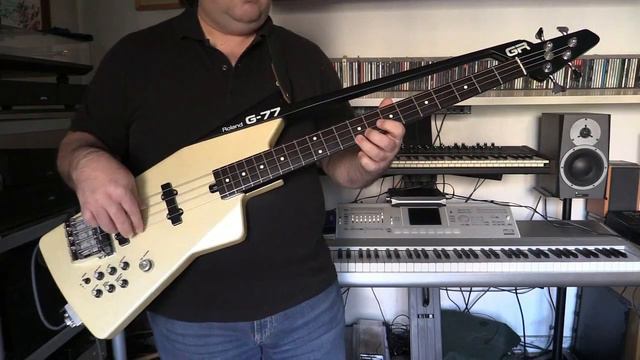 Synth Bass Cover - Sandra - (I'll Never Be) Maria Magdalena - with Roland G-77 synth bass смотреть онлайн