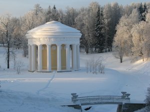 Волшебное  Рождество ! Всё переживём ,январь  тоже... Поёт  Юлия Славянская..
