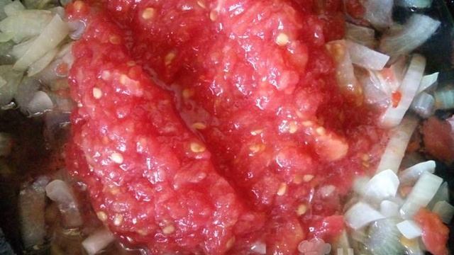 Картофельный суп-пюре с помидорами и баклажанами