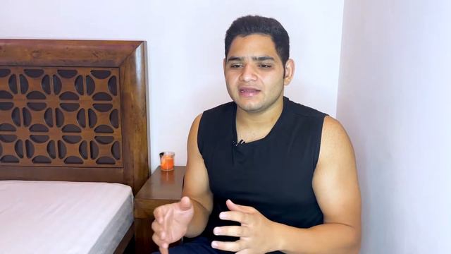 MontBlanc Explorer Compliment King смотреть онлайн