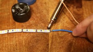 Полки-соты с подсветкой \ Нoneycomb shelves with lighting