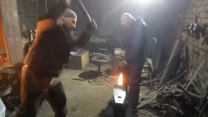 ручная ковка большим молотом