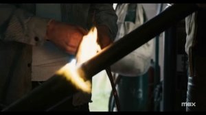 В пути - трейлер.