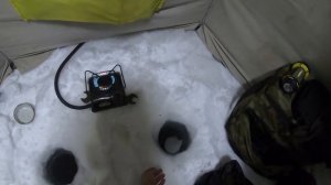 ЗИМНЯЯ РЫБАЛКА!!! Лещ КРасаВА:) Ночёвка!