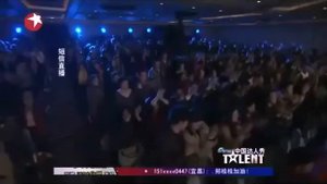 Монгольский мальчик заставил плакать китайцев/Mongolian boy made Chinese people cry