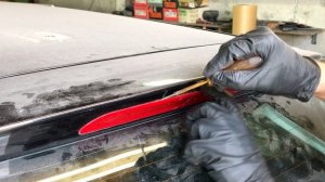 КАК СНЯТЬ ФОНАРЬ "Стоп сигнала" с крышки багажника VW Passat B7