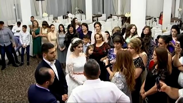 Elnarə Abdullayeva Bəy Tərifi Krasnoyarsk Toyu 2018 #elnarəabdullayeva смотреть онлайн