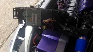 How to replace xenon bulb on a Ford Mondeo MK3