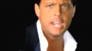 Luis Miguel - "Amor, Amor, Amor" (Video Oficial)