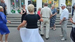 9.07.23г..."СУДЬБА - ГАДАЛКА"...в Гомельском парке на танцполе...
