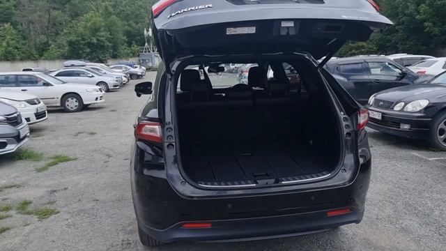 TOYOTA HARRIER 2019г. комплектация PREMIUM передний привод, 2.200.000 во Владивостоке смотреть онлайн