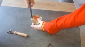 Как открыть консервы ножом
