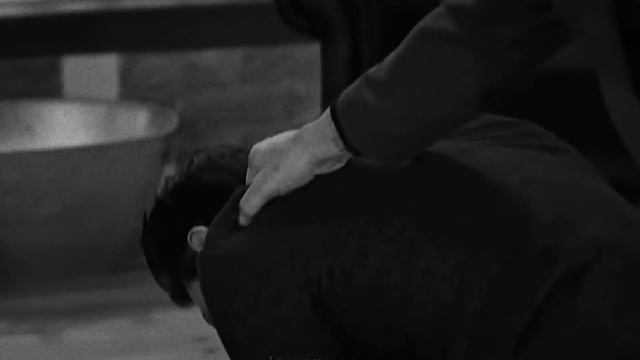 Отец ударил сына смотреть онлайн