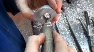 Как снимать заусенцы шабером