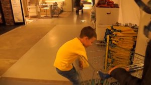 КокаЛайф в ИКЕЕ ?  in SuperMarket Майнкрафт в Реальной Жизни Магазин Игрушек Лего