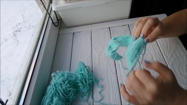 Вязанная шубка с заячьими ушками для куклы/ Мк - 1 часть смотреть онлайн