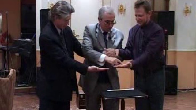 ФОКУСНИК НА ПРАЗДНИК