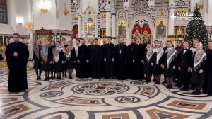 Молодежный архиерейский хор «Росток» и духовенство Богоявленского кафедрального собора г. Горловка.